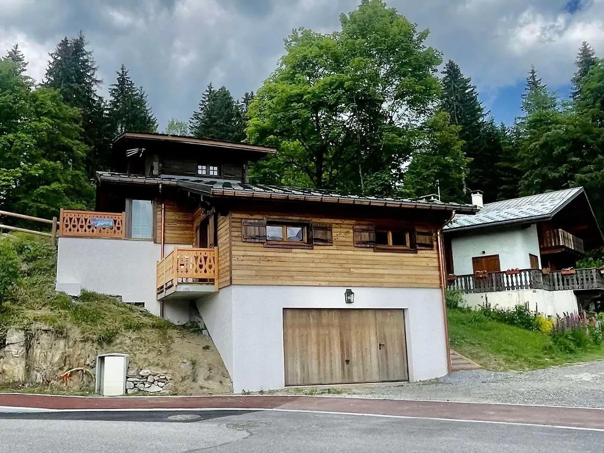 Chalet Moderne 4 Pers Avec Terrasse, Mezzanine Et Parking - Fr-1-505-186 Crest-Voland 0*,  France